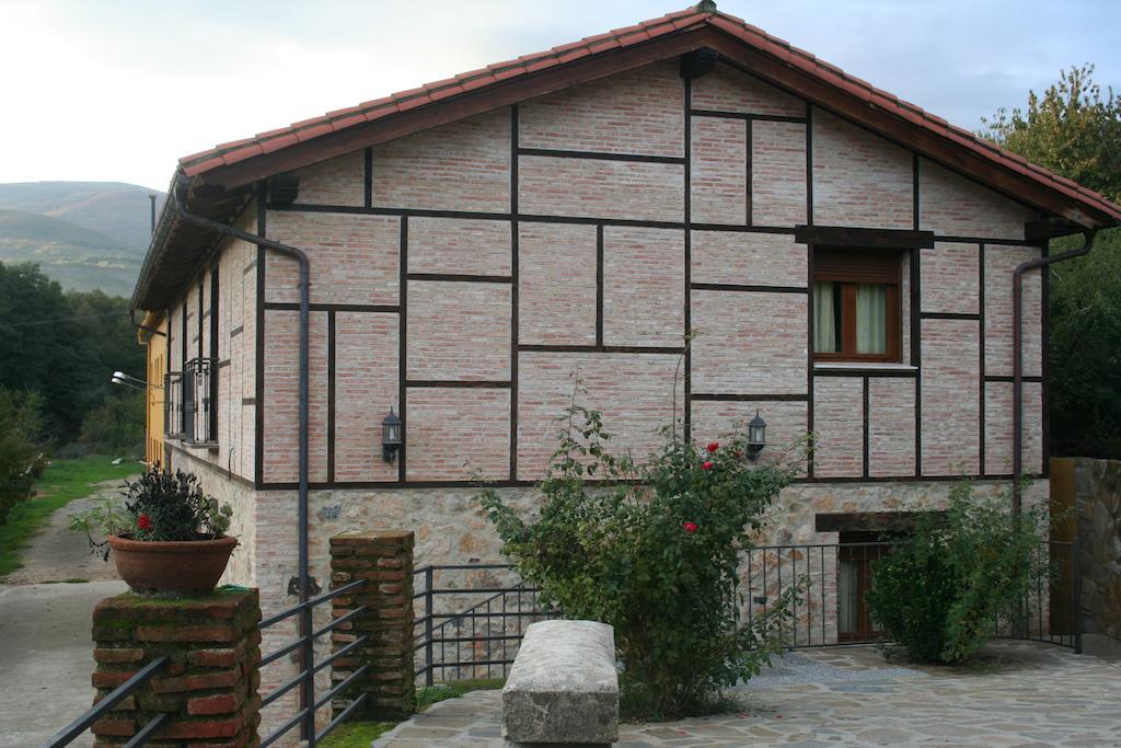 חרז דה לה ורה Hostel El Lago, Caceres מראה חיצוני תמונה